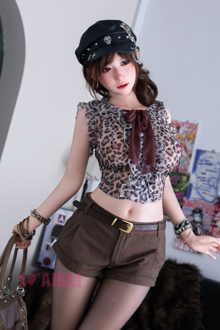 AIBEI Luxe 167cm/5.5ft E Cup-AB33 Yuna in Edgy Chic gallery view 30