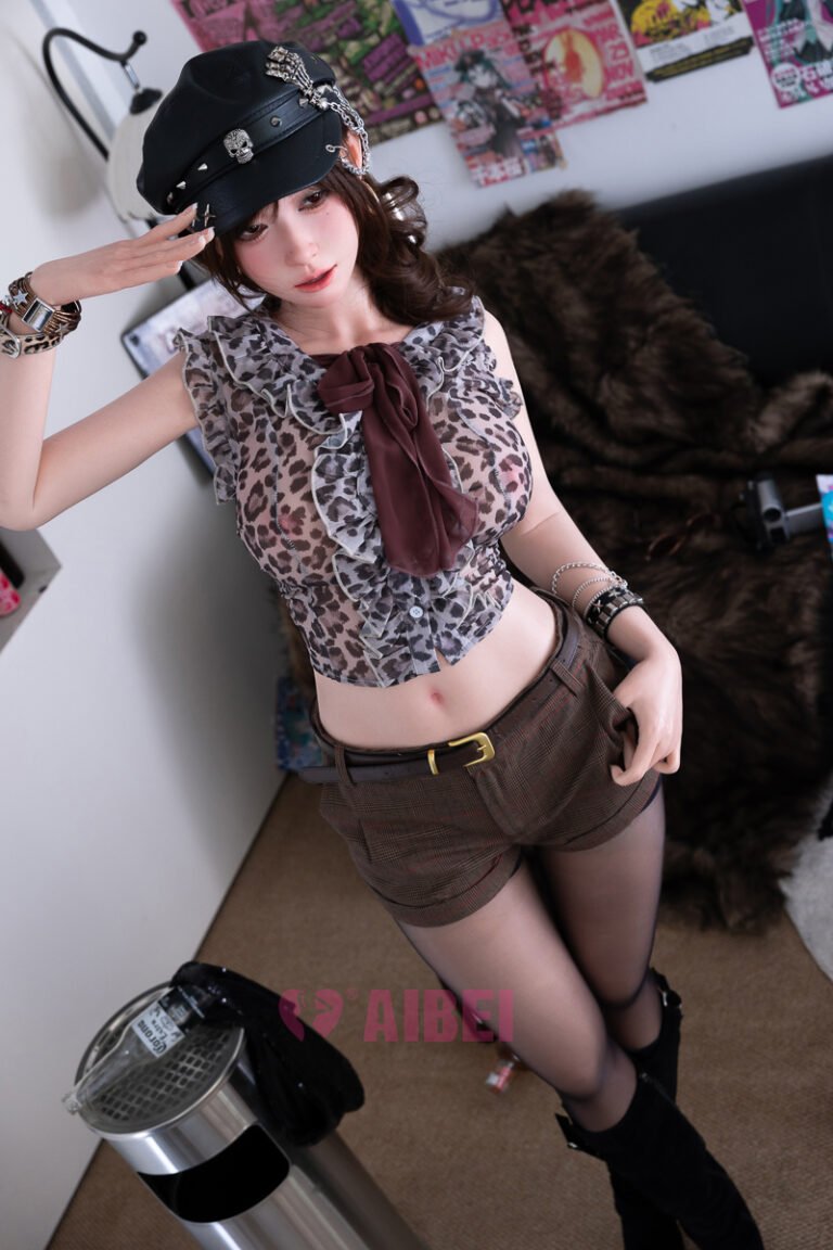 AIBEI Luxe 167cm/5.5ft E Cup-AB33 Yuna in Edgy Chic gallery view 29