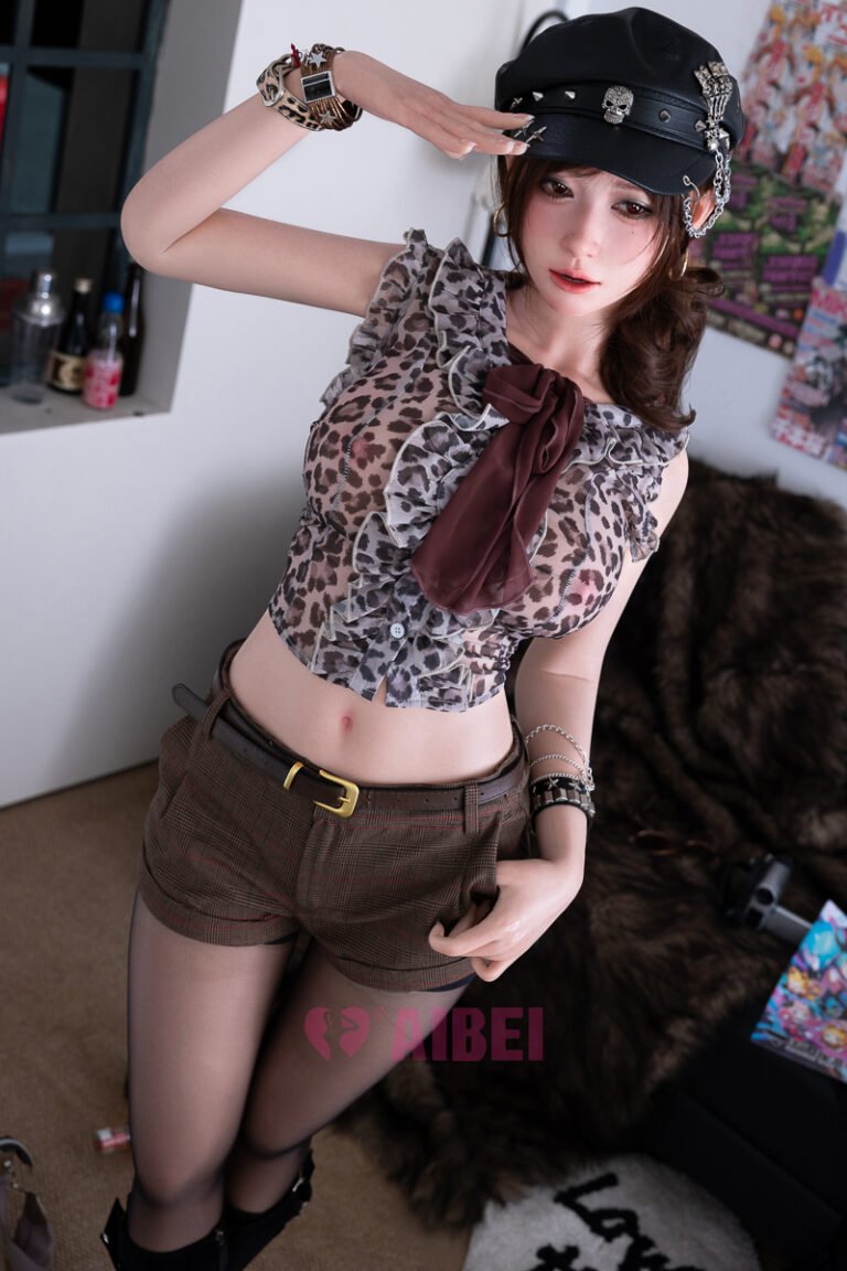 AIBEI Luxe 167cm/5.5ft E Cup-AB33 Yuna in Edgy Chic gallery view 28
